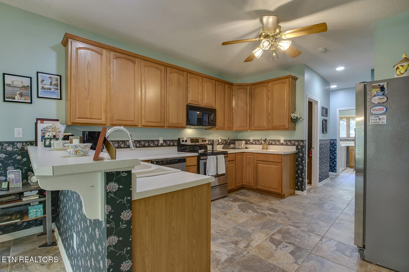 Loudon, Tennessee 37774, United States, 3 Bedrooms Bedrooms, ,3 BathroomsBathrooms,Residential,Active,138687