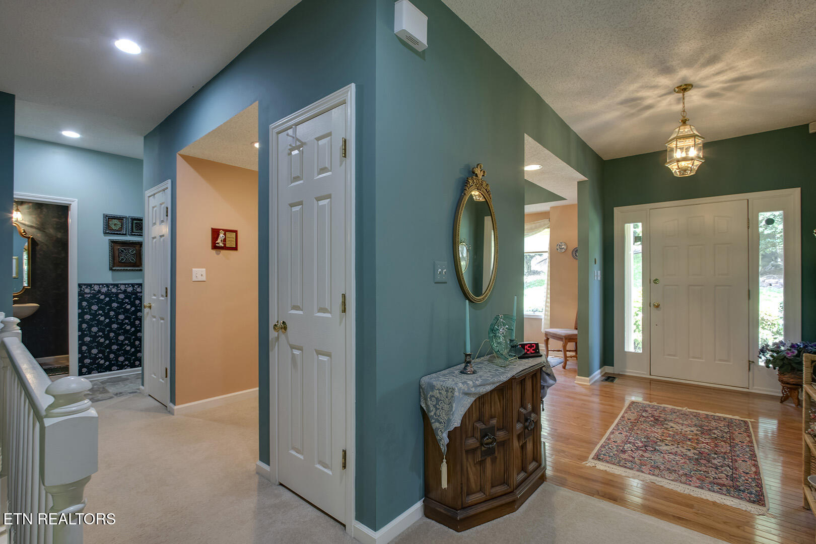 Loudon, Tennessee 37774, United States, 3 Bedrooms Bedrooms, ,3 BathroomsBathrooms,Residential,Active,138687