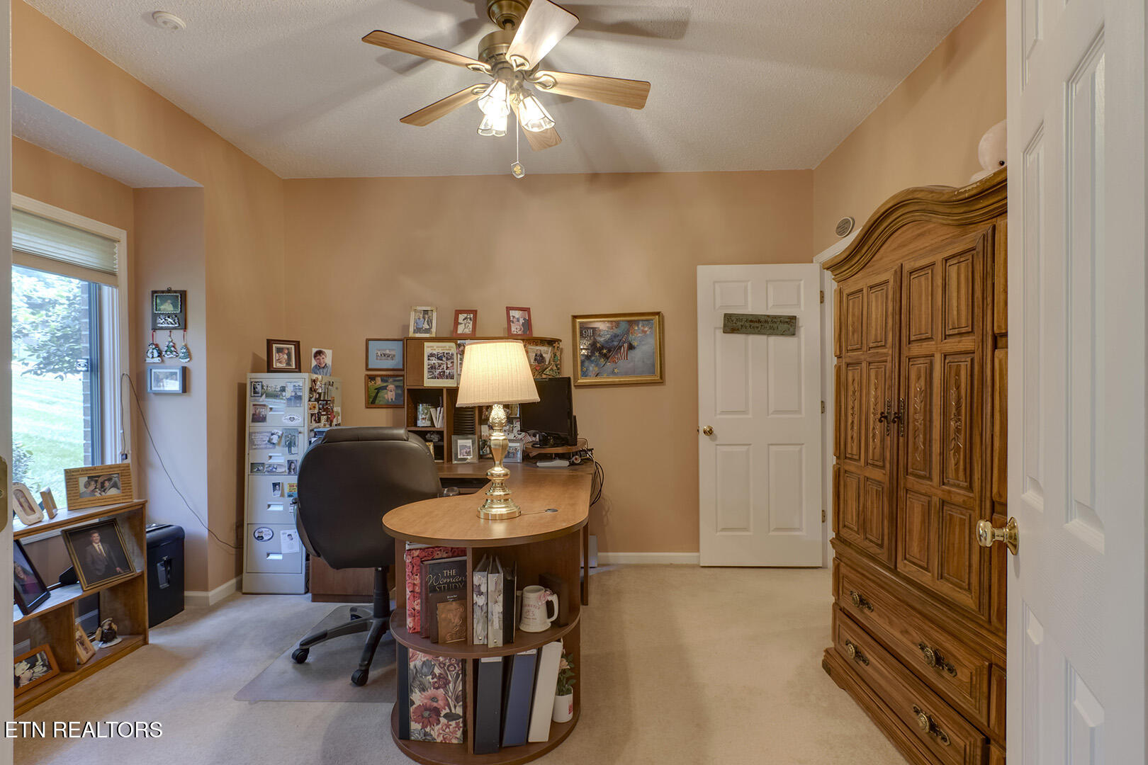 Loudon, Tennessee 37774, United States, 3 Bedrooms Bedrooms, ,3 BathroomsBathrooms,Residential,Active,138687