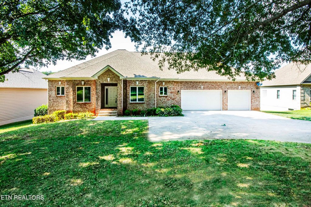Photo of 176 Ganega Tr, Vonore, TN 37885 (MLS # 1315470)