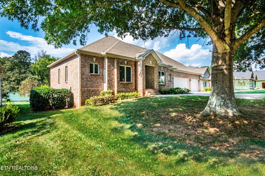 Photo of 176 Ganega Tr, Vonore, TN 37885 (MLS # 1315470)