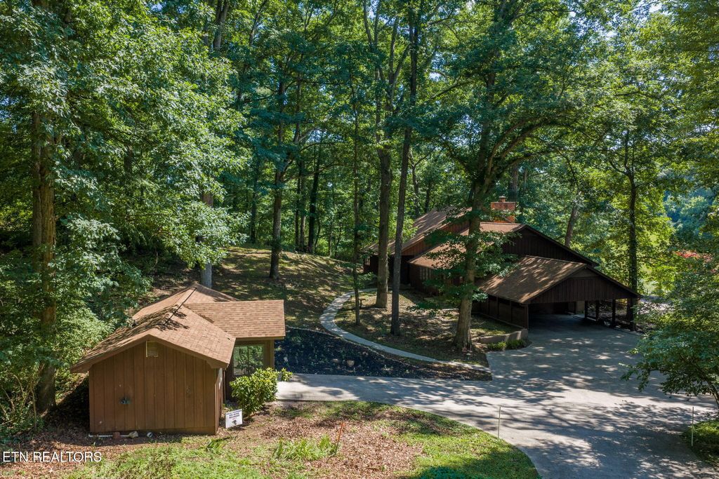 Photo of 1435 Collins Rd, New Market, TN 37820 (MLS # 1349308)