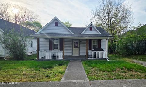Photo of 406 E Quincy Ave, Knoxville, TN 37917 (MLS # 1335908)