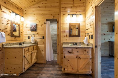 Tiny photo for 921 Statham Way, Gatlinburg, TN 37738 (MLS # 1326327)