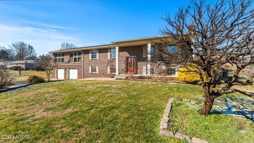 Photo of 406 Iroquois Lane, Seymour, TN 37865 (MLS # 1313789)