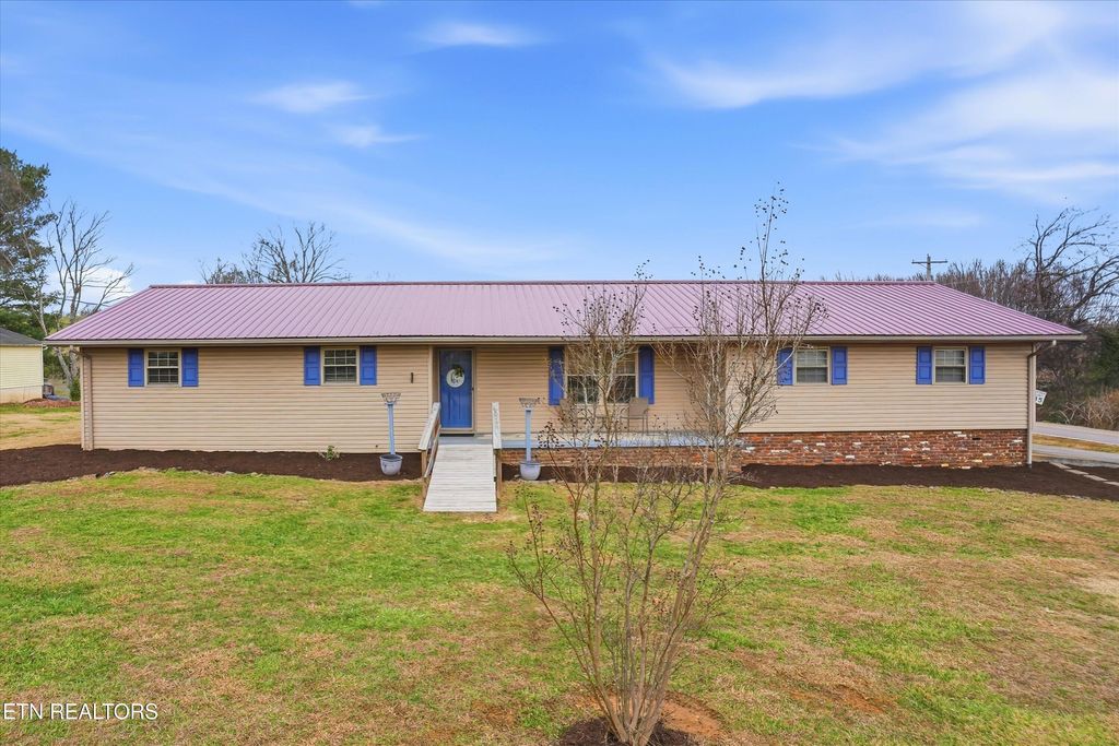 Photo of 1001 Hitch Rd, Maryville, TN 37804 (MLS # 1325260)