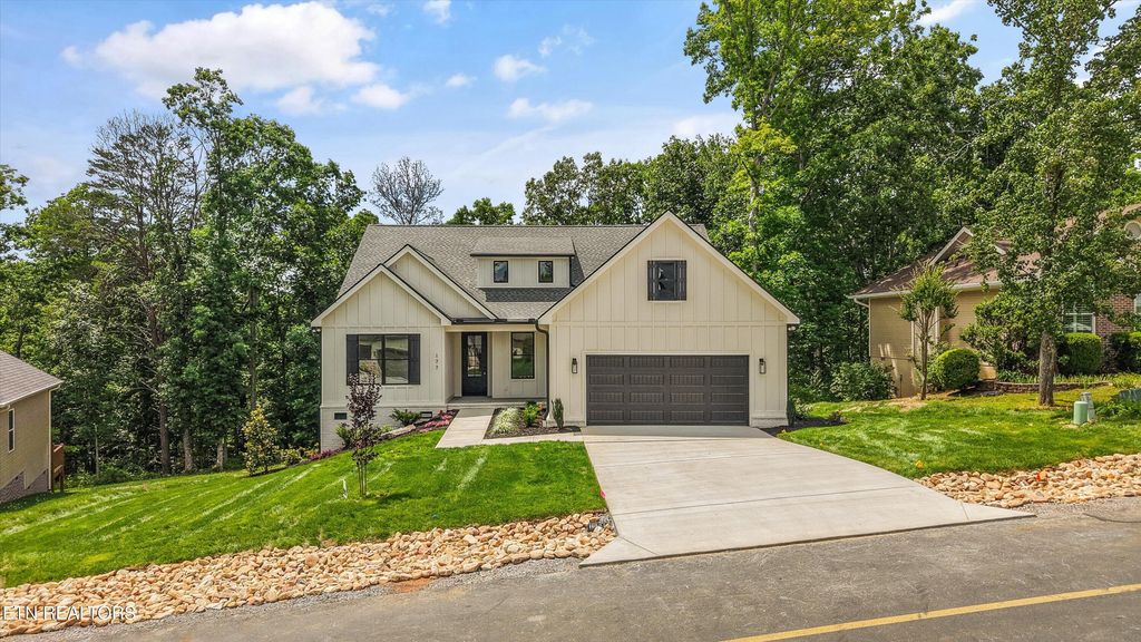 Photo of 177 Elokwa Way, Loudon, TN 37774 (MLS # 1342806)