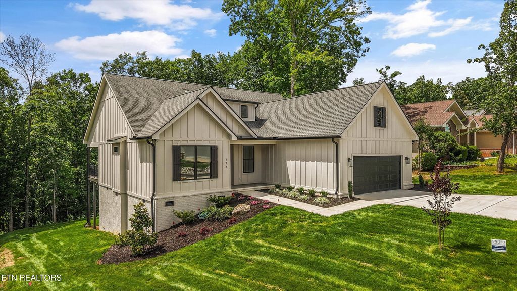 Photo of 177 Elokwa Way, Loudon, TN 37774 (MLS # 1342806)