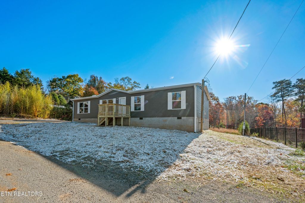 Photo of 123 Friendship Lane, Rockwood, TN 37854 (MLS # 1321636)