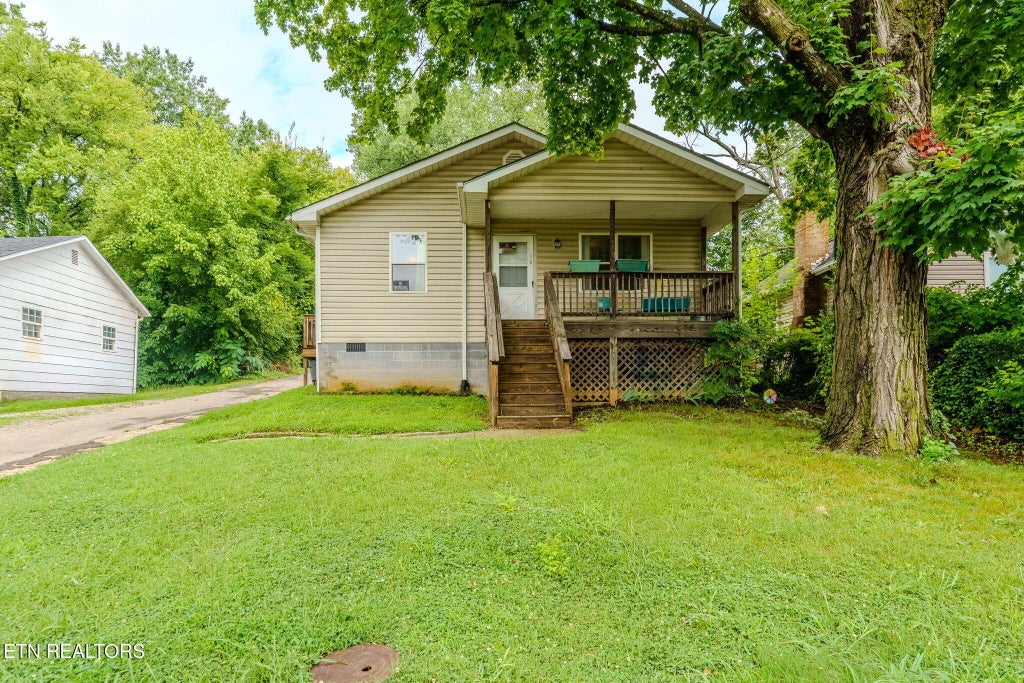 Photo of 2709 Fillmore Ave, Knoxville, TN 37921 (MLS # 1348450)