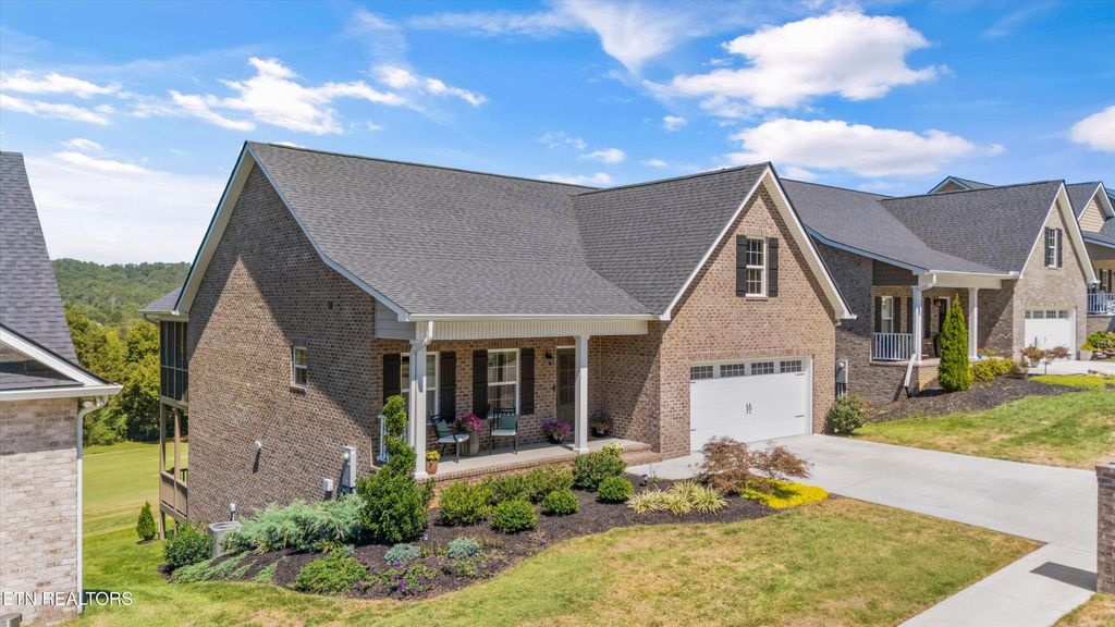 Photo of 569 Timberline Drive, Lenoir City, TN 37772 (MLS # 1313801)
