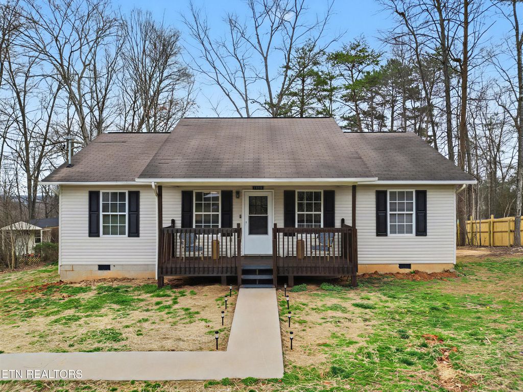 Photo of 1916 Big Chiefs Skyview Drive, Sevierville, TN 37876 (MLS # 1331165)