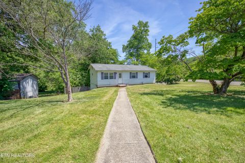 Photo of 1308 Knollwood Circle, Knoxville, TN 37919 (MLS # 1341681)