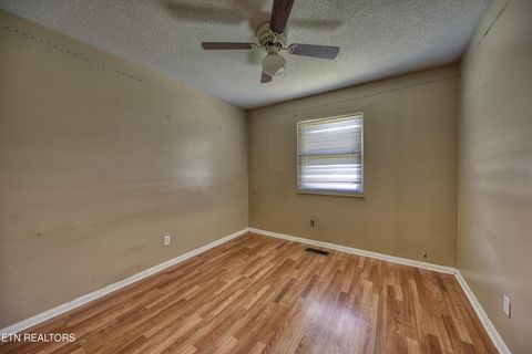 Tiny photo for 1308 Knollwood Circle, Knoxville, TN 37919 (MLS # 1341681)