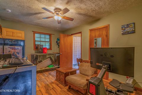Tiny photo for 1623 Bluff Rd, Harriman, TN 37748 (MLS # 1339523)
