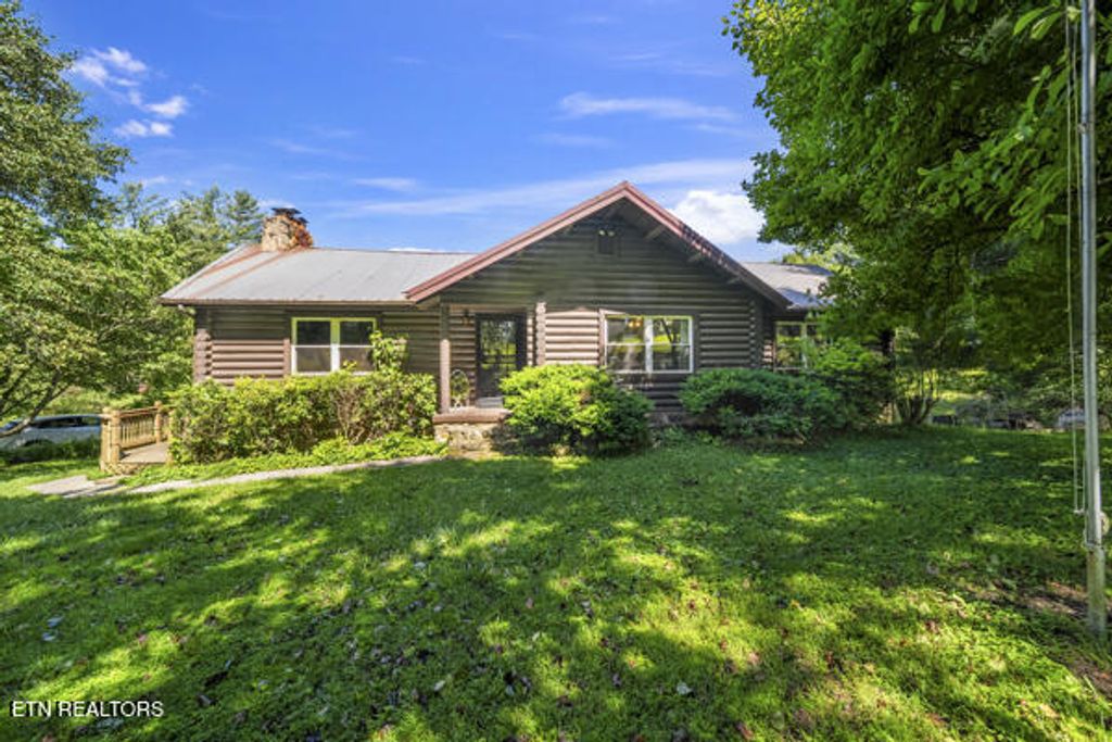 Photo of 441 Morton Rd, LaFollette, TN 37766 (MLS # 1302182)