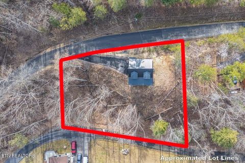 Tiny photo for 2321 Willow Lane, Sevierville, TN 37862 (MLS # 1329405)