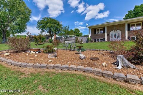 Tiny photo for 121 Highland Drive, Kingston, TN 37763 (MLS # 1317253)