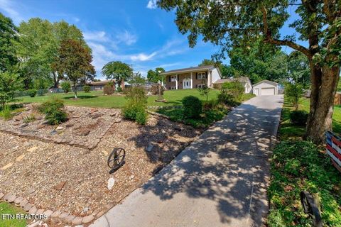Tiny photo for 121 Highland Drive, Kingston, TN 37763 (MLS # 1317253)