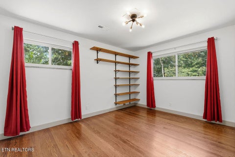 Tiny photo for 853 W Outer Drive, Oak Ridge, TN 37830 (MLS # 1349474)