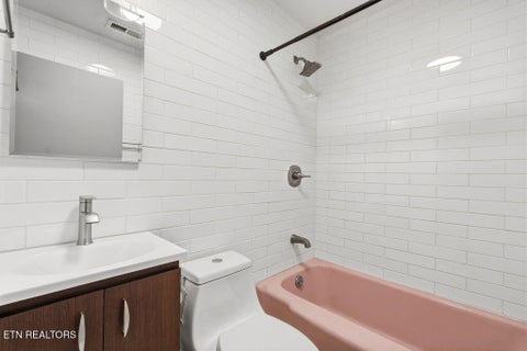 Tiny photo for 853 W Outer Drive, Oak Ridge, TN 37830 (MLS # 1349474)