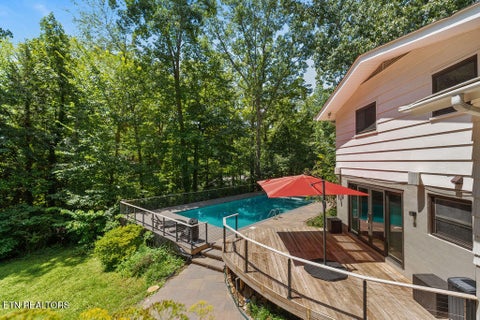 Tiny photo for 853 W Outer Drive, Oak Ridge, TN 37830 (MLS # 1349474)