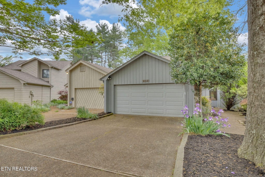 Photo of 408 Lost Tree Lane, Knoxville, TN 37934 (MLS # 1260061)