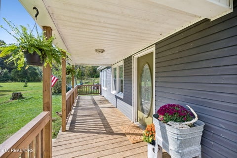 Tiny photo for 3134 Highway 131, Washburn, TN 37888 (MLS # 1359276)