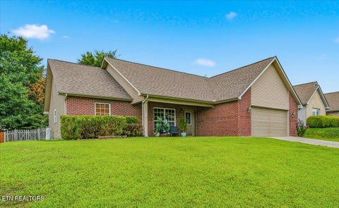 Photo of 1227 Elsborn Ridge Rd, Maryville, TN 37801 (MLS # 1350185)