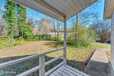 Tiny photo for 558560 W Outer Drive, Oak Ridge, TN 37830 (MLS # 1319382)