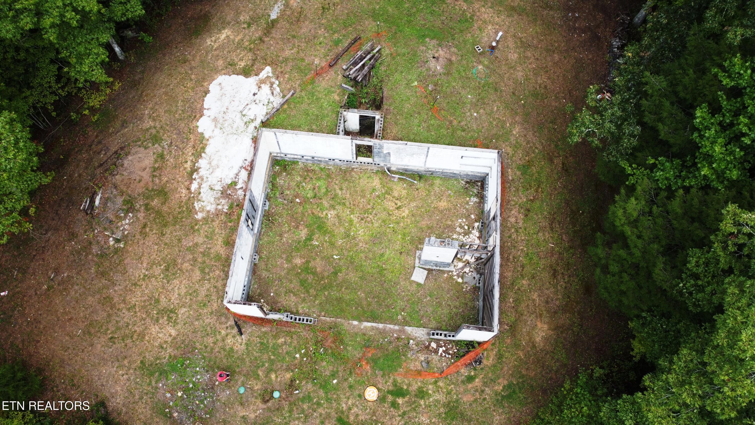 4050 Chamberlain Lane