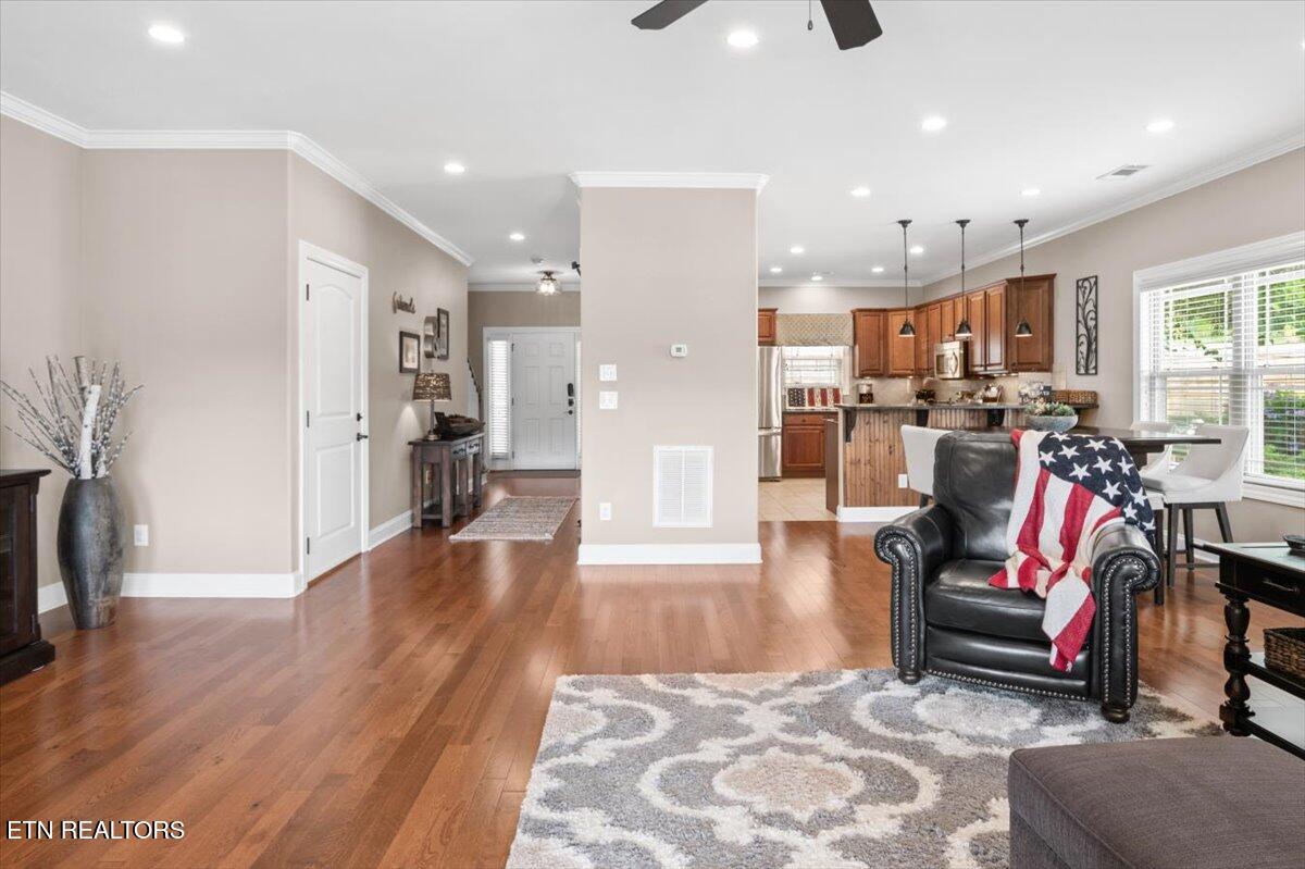 140 Broadleaf Lane 100