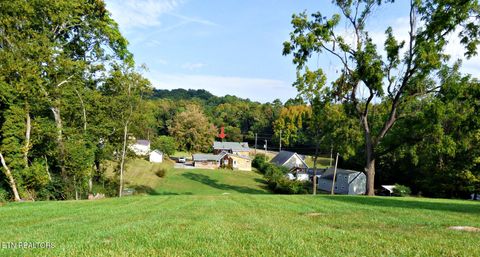 Tiny photo for 145 W Meeting St, Dandridge, TN 37725 (MLS # 1315680)