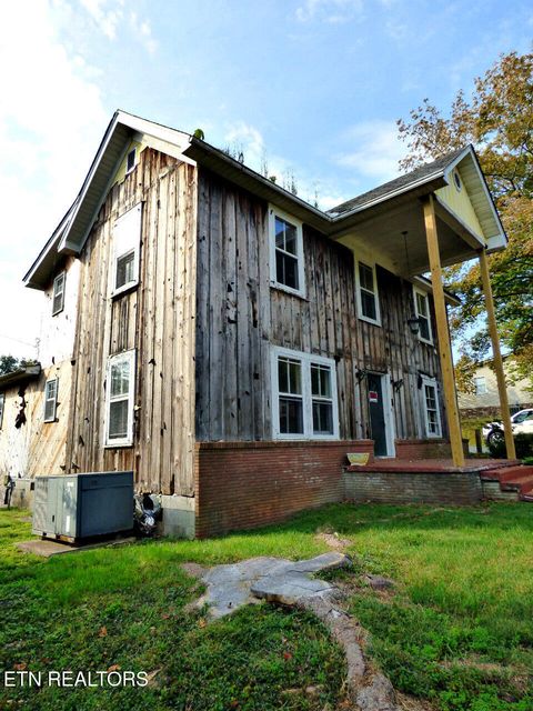 Tiny photo for 145 W Meeting St, Dandridge, TN 37725 (MLS # 1315680)