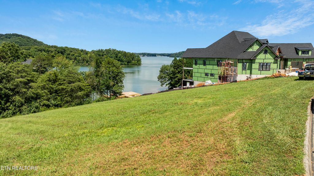 Photo of 145 Amblecrest Drive, Vonore, TN 37885 (MLS # 1307845)