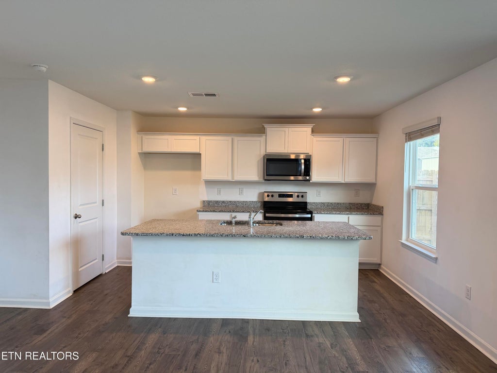 Photo of 8607 Mascot Rd, Knoxville, TN 37924 (MLS # 1358943)