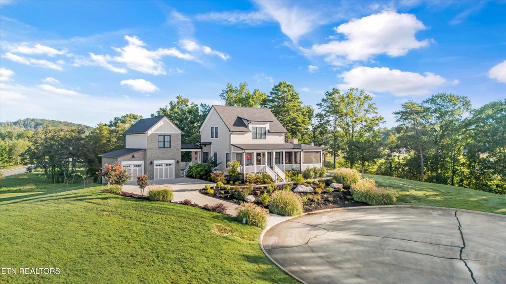 Photo of 279 Serenity Drive, Harriman, TN 37748 (MLS # 1352067)