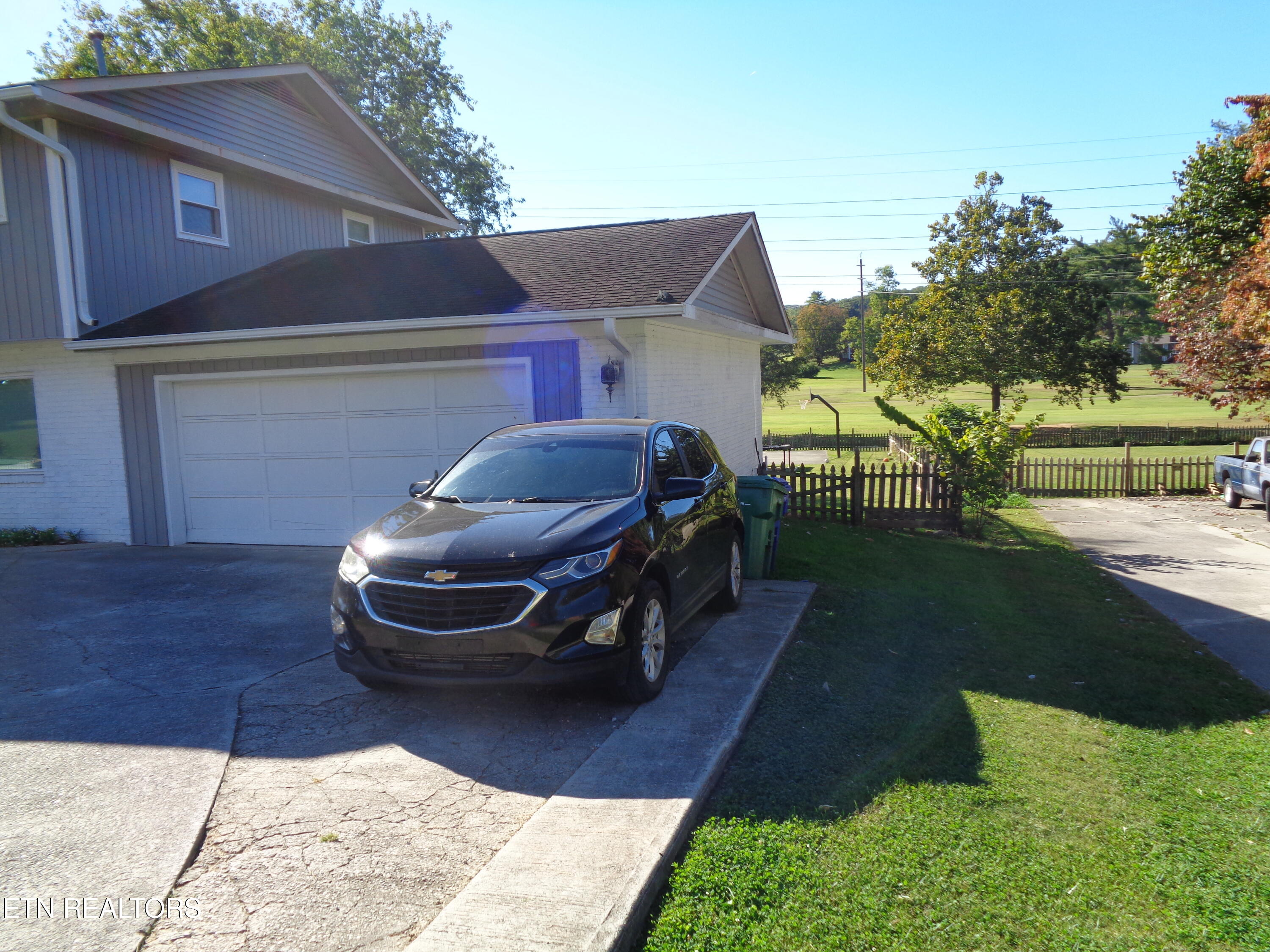 1033 WALTERS DR.