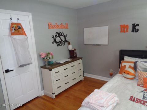 Tiny photo for 1033 WALTERS DR. Dr, Morristown, TN 37814 (MLS # 1319149)