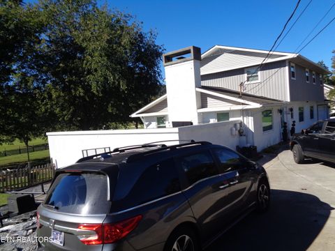 Tiny photo for 1033 WALTERS DR. Dr, Morristown, TN 37814 (MLS # 1319149)