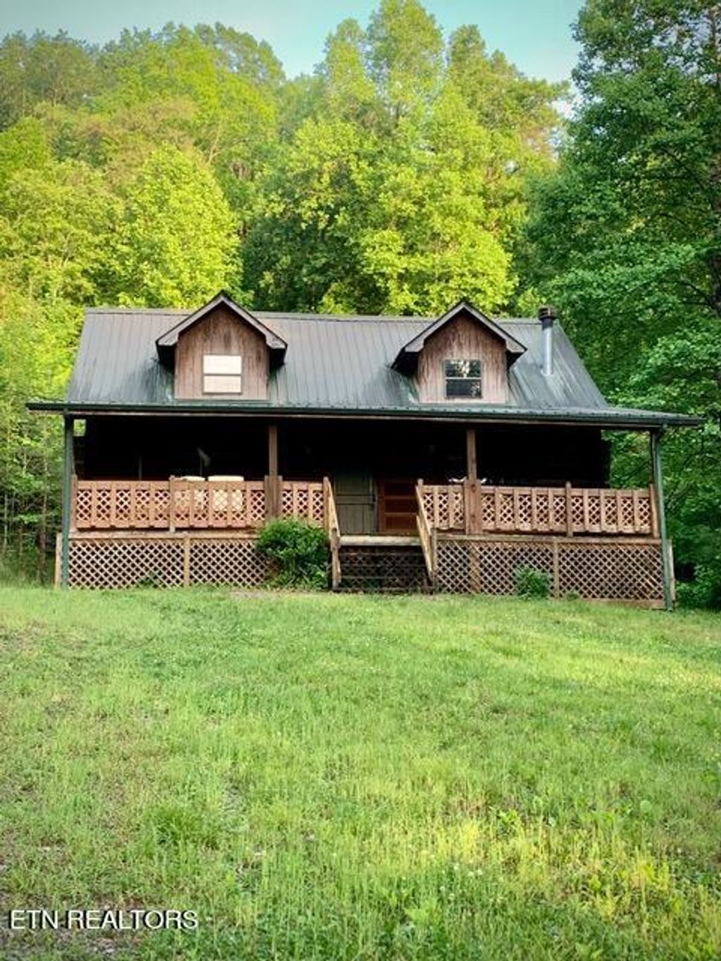 Photo of 111 Laurel Creek Rd, Madisonville, TN 37354 (MLS # 1278134)