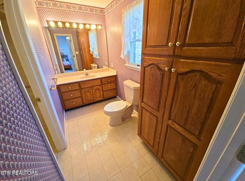 Tiny photo for 2832 Kensington Street St, Athens, TN 37303 (MLS # 1324723)