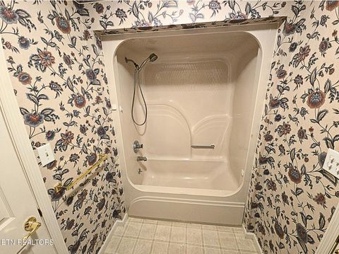 Tiny photo for 2832 Kensington Street St, Athens, TN 37303 (MLS # 1324723)