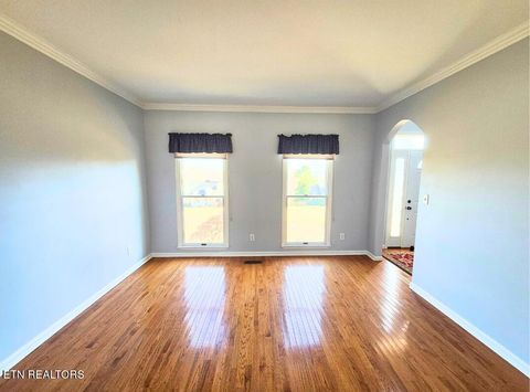 Tiny photo for 2832 Kensington Street St, Athens, TN 37303 (MLS # 1324723)