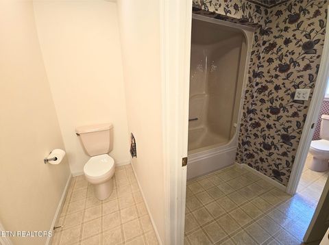 Tiny photo for 2832 Kensington Street St, Athens, TN 37303 (MLS # 1324723)