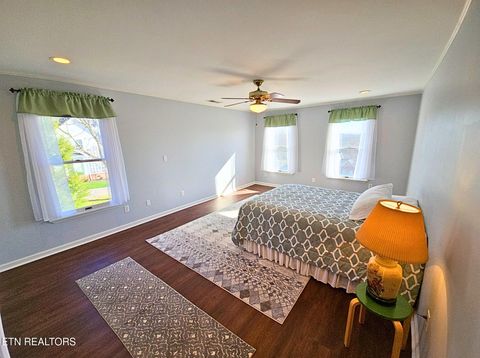 Tiny photo for 2832 Kensington Street St, Athens, TN 37303 (MLS # 1324723)