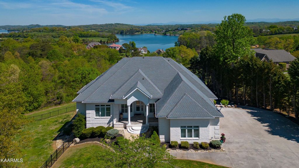 Photo of 4011 Tidewater Rd, Louisville, TN 37777 (MLS # 1223363)