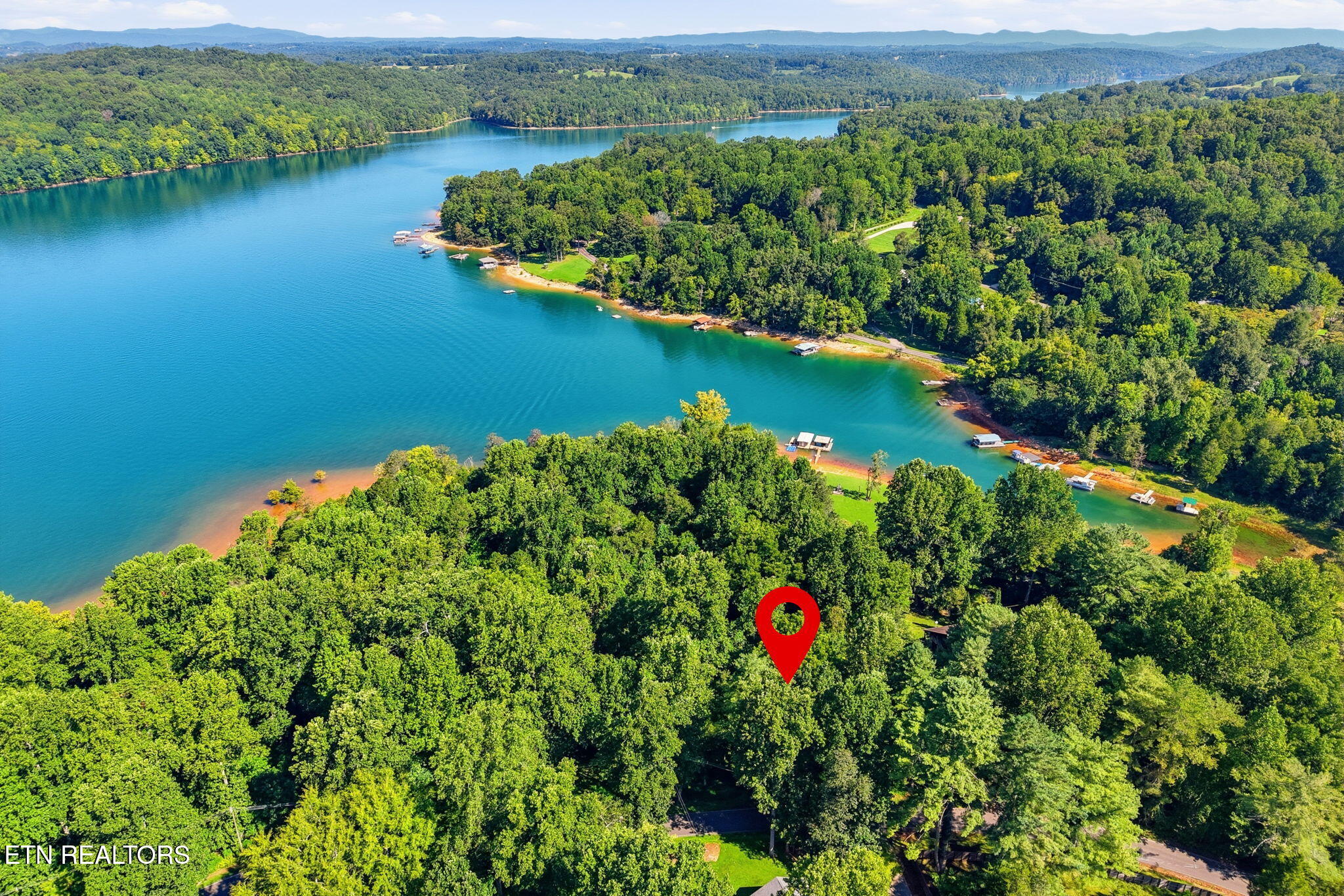 142 Lakeview Lane