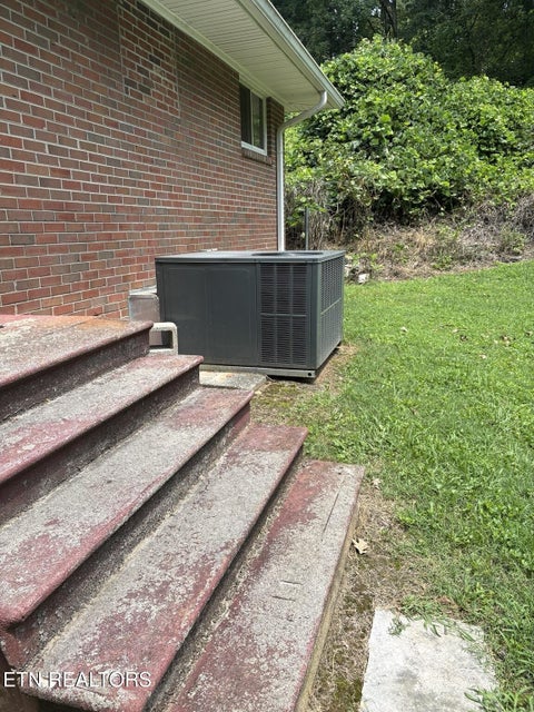 Tiny photo for 5800 Fountain Rd, Knoxville, TN 37918 (MLS # 1354746)