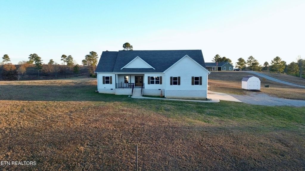 Photo of 325 Henderson Rd, Evensville, TN 37332 (MLS # 1326450)